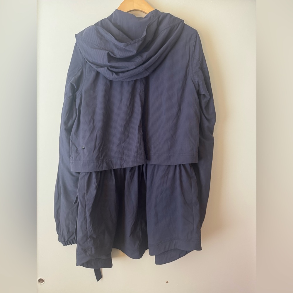 Lululemon Jacket - Picture 5 of 5
